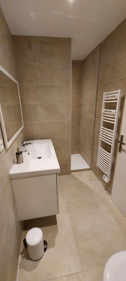 Chez Julie Apartman Saint-Raphaël Kültér fotó